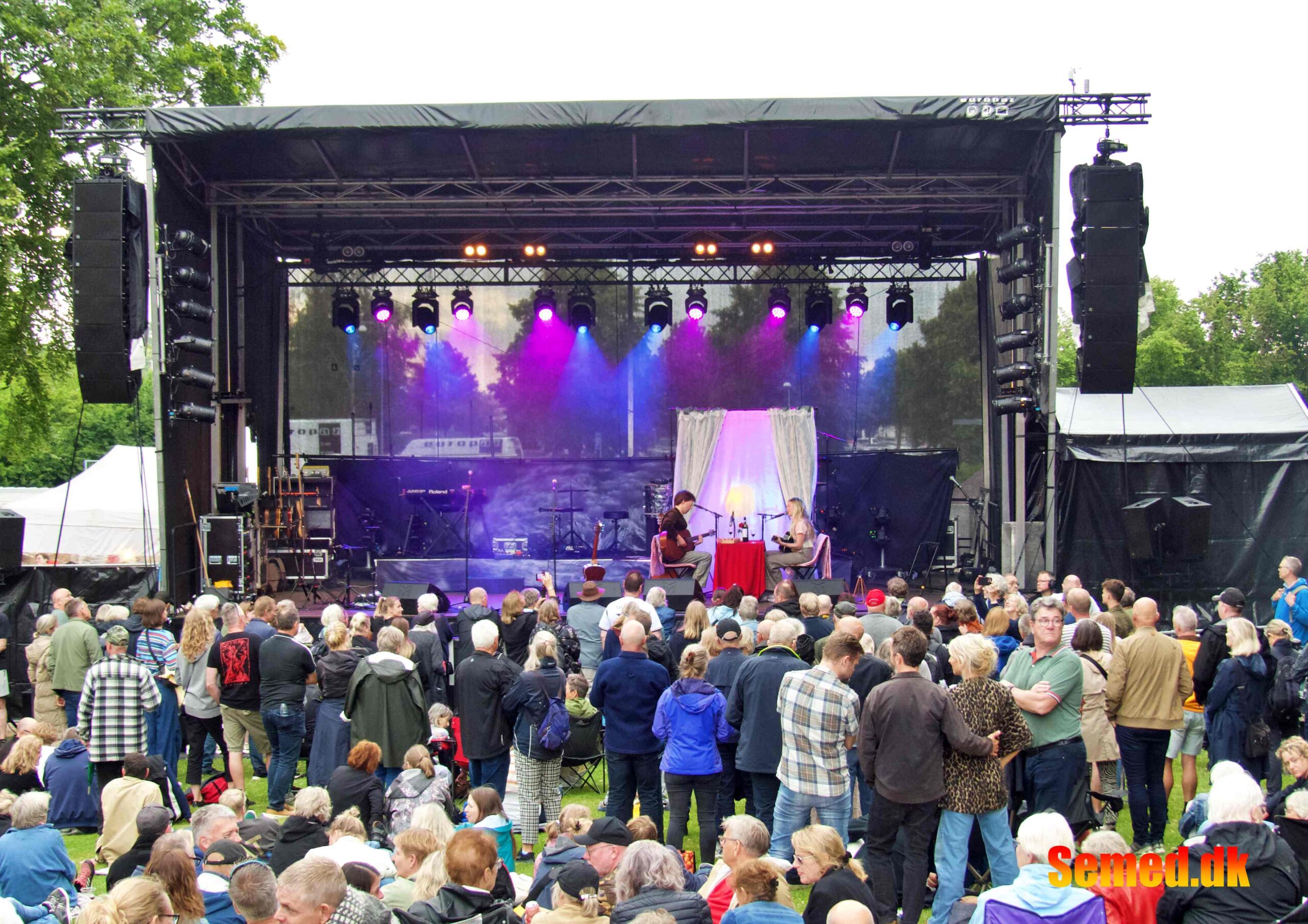 Byparken i Roskilde danner ramme om gratis sommerkoncerter med Michael Falch og Simone Tang